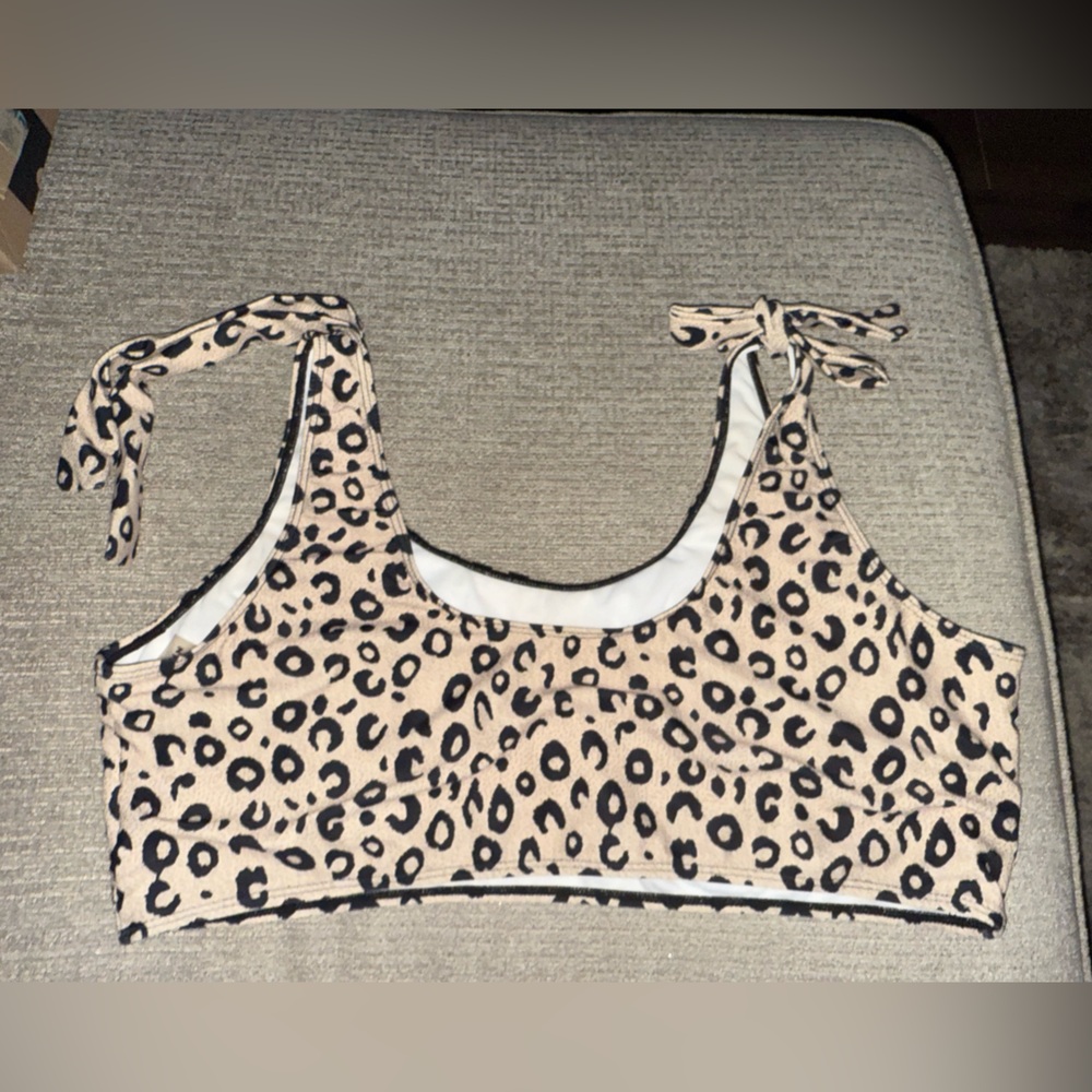 SHEIN Tan and Black Leopard Print Swim Top